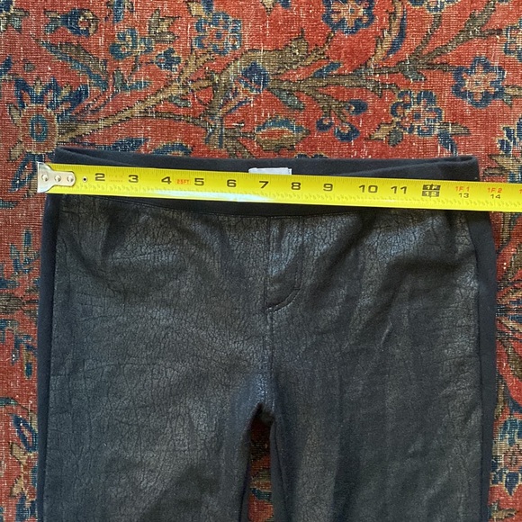 Croc leather leggings 🐊 - Picture 6 of 15